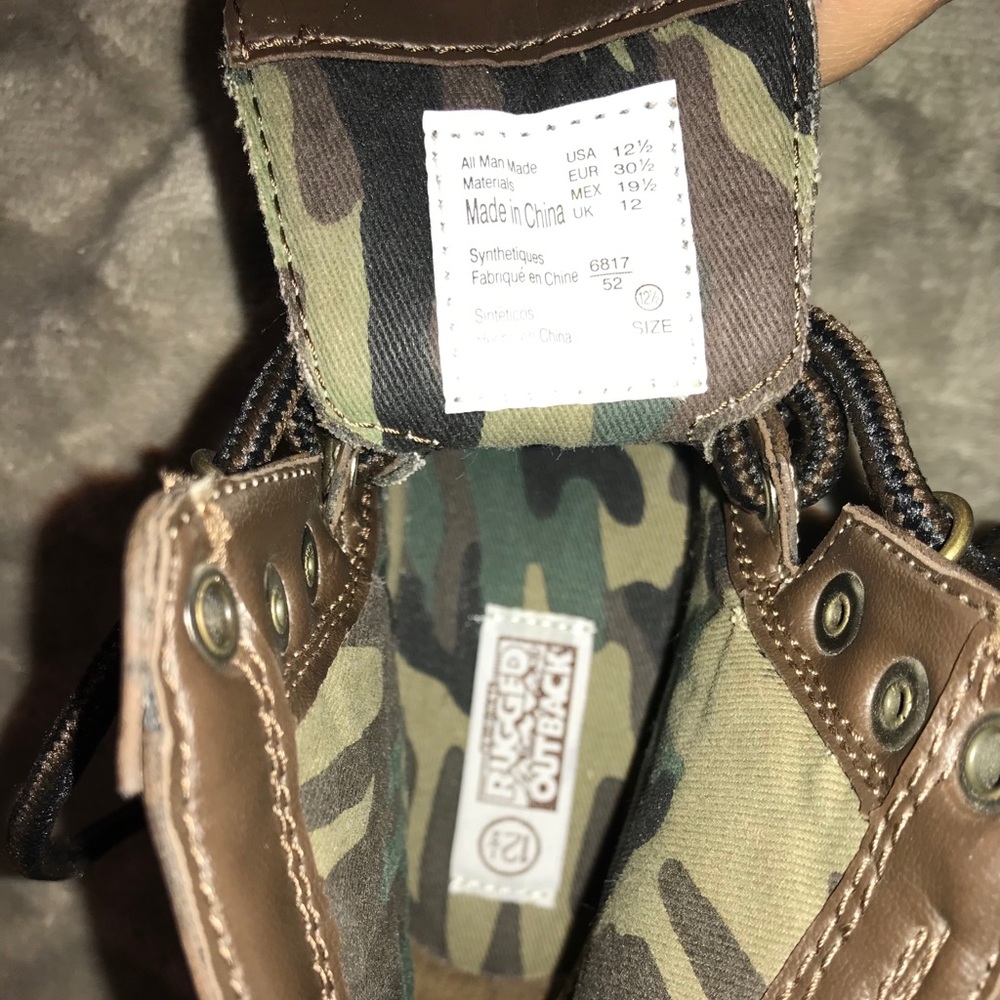 Rugged Outback boots - Picture 7 of 8